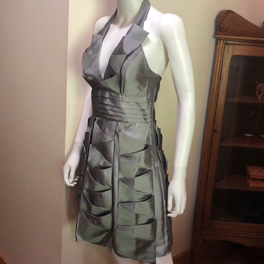 Romeo &Juliet Couture Small Halter Metallic Dress
